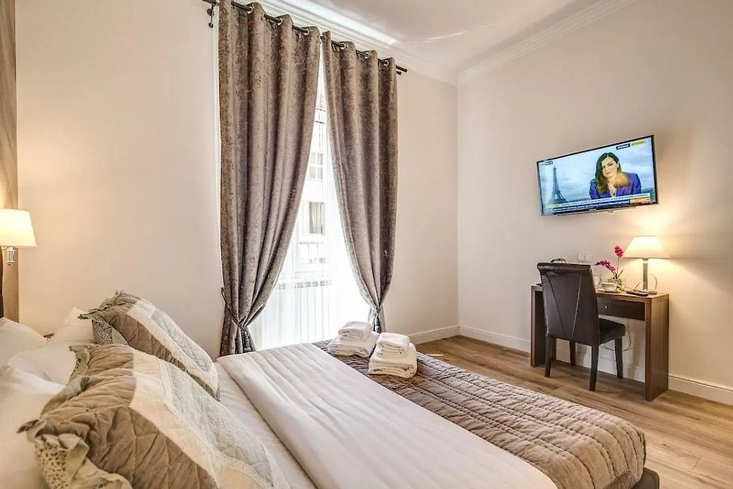 River Luxury Suites ROOM_EXAMPLE
