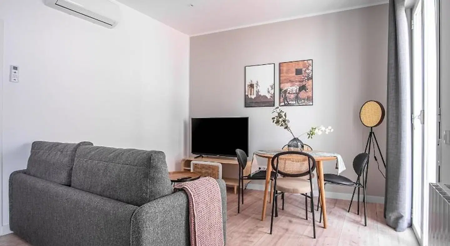 limehome Madrid Calle Ave Maria ROOM_EXAMPLE