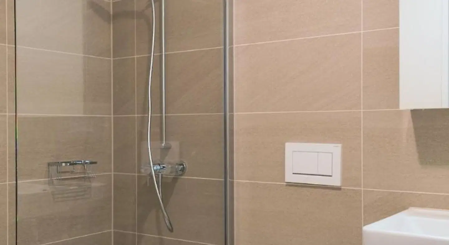 Hitrental Messe Apartments Badezimmer