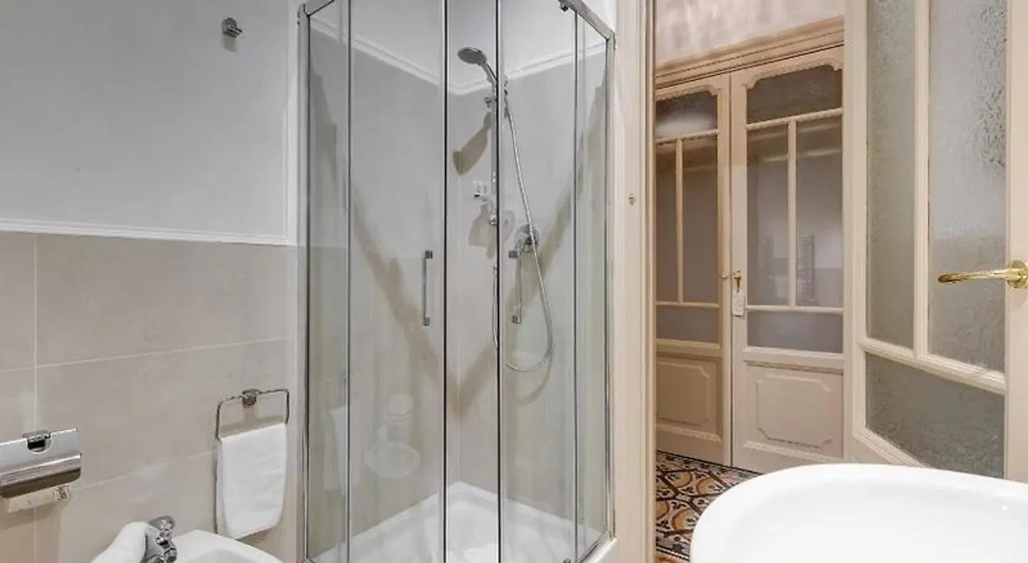 Rome Charming Suites Badezimmer