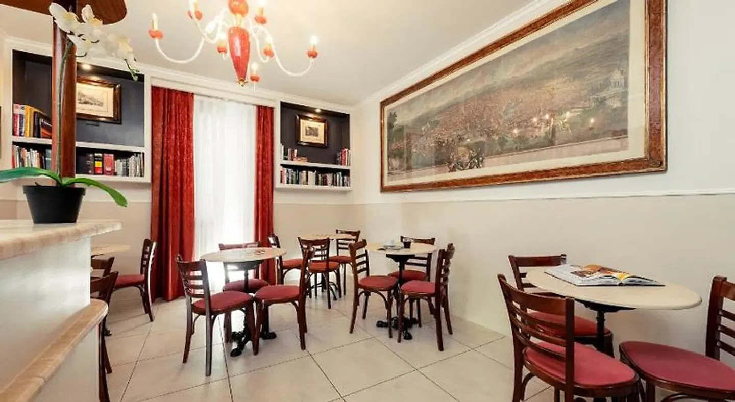 Des Artistes Budget Rooms Restaurant