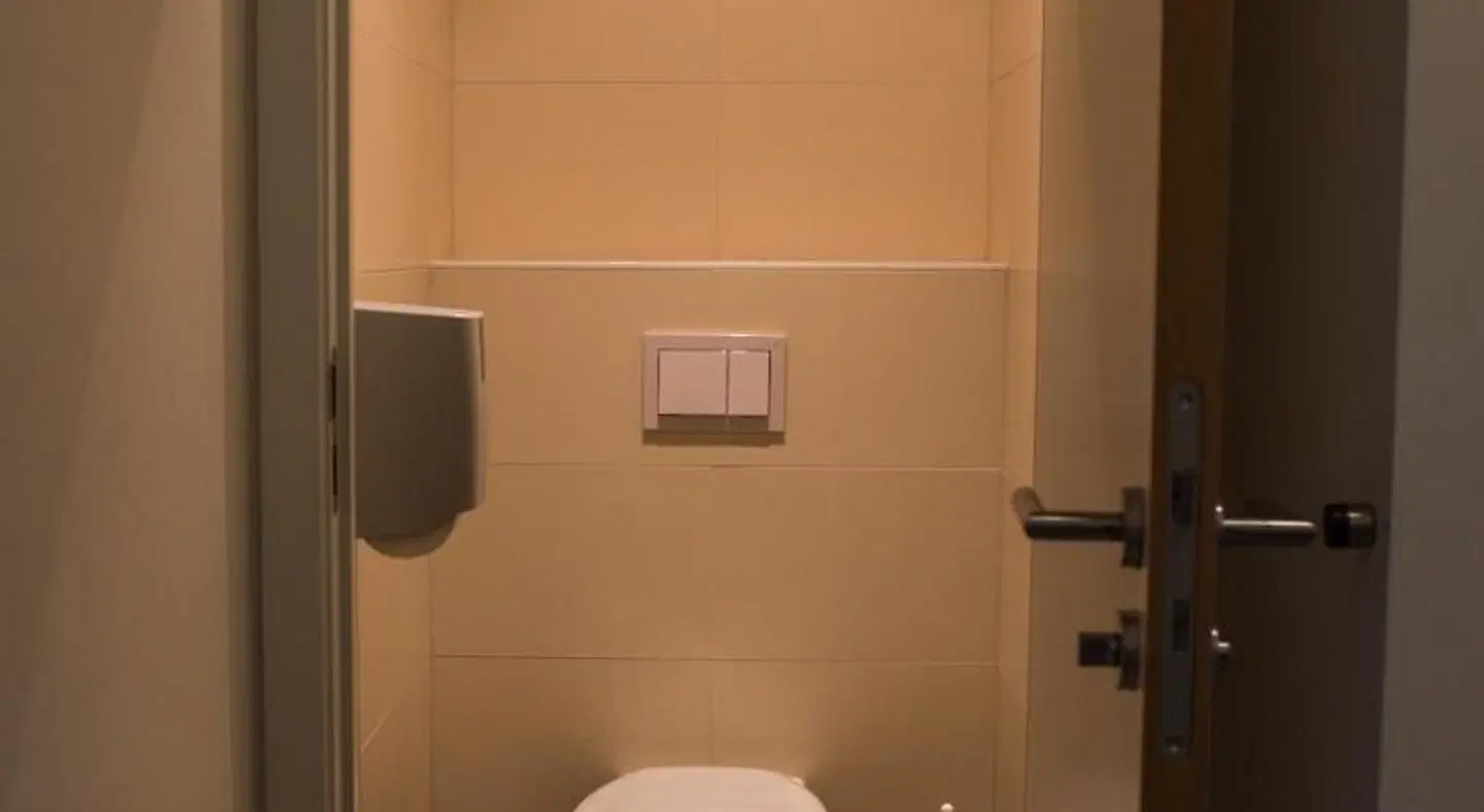 Auberge de Jeunesse Génération Europe Badezimmer