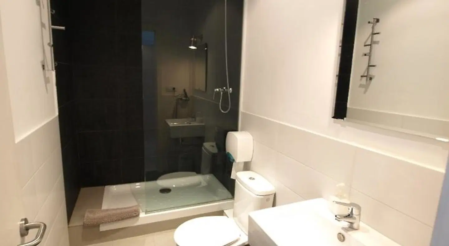 No Limit Barcelona Central Badezimmer