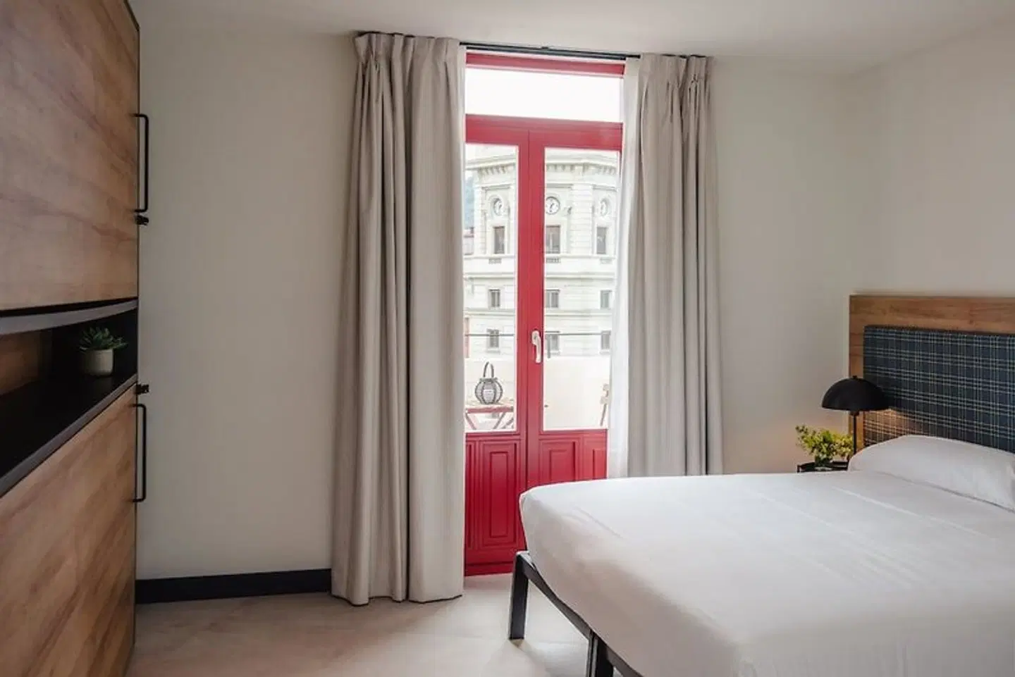 LATROUPE La Granja ROOM_EXAMPLE