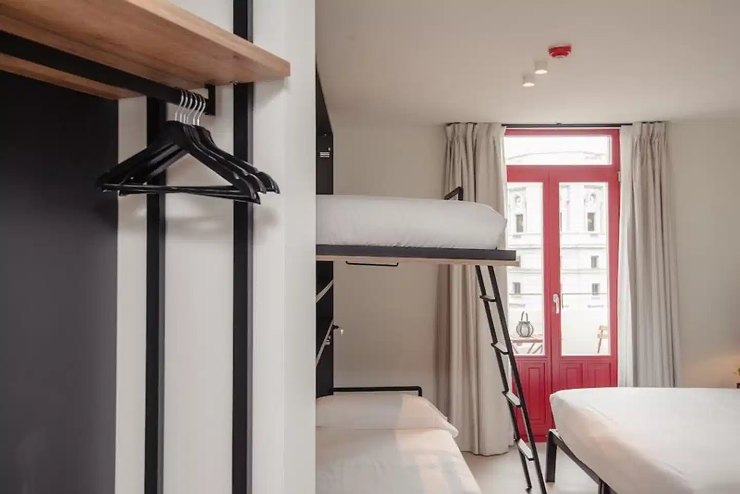 LATROUPE La Granja Wohnbeispiel