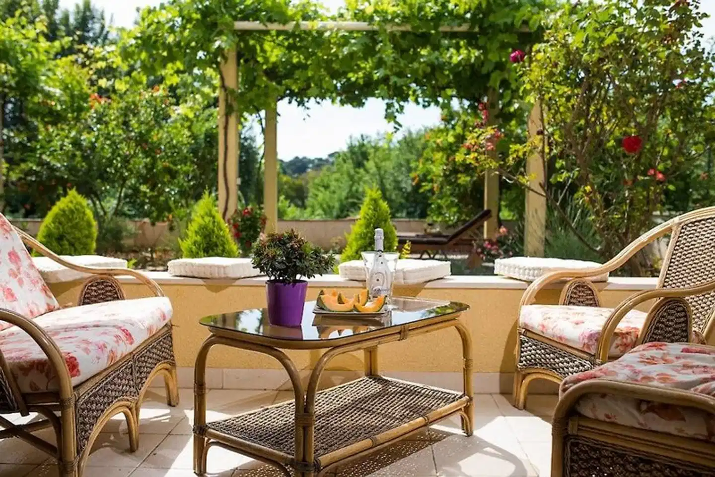 Madonna Guest House Terrasse