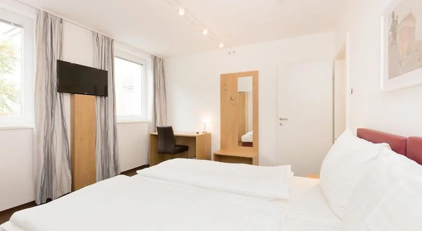 DMG Apartments Hotel ROOM_EXAMPLE