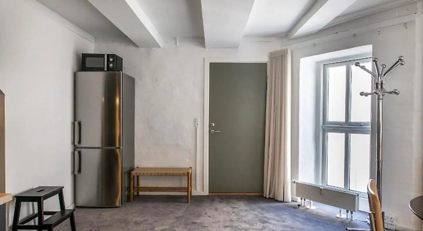 The Churchill Apartments ROOM_EXAMPLE