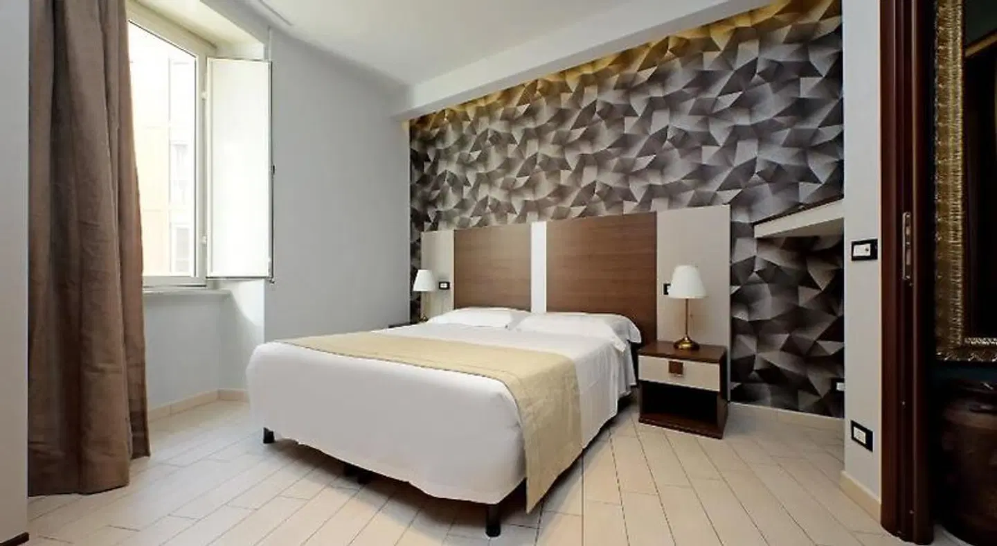 Roma Suite Centro ROOM_EXAMPLE
