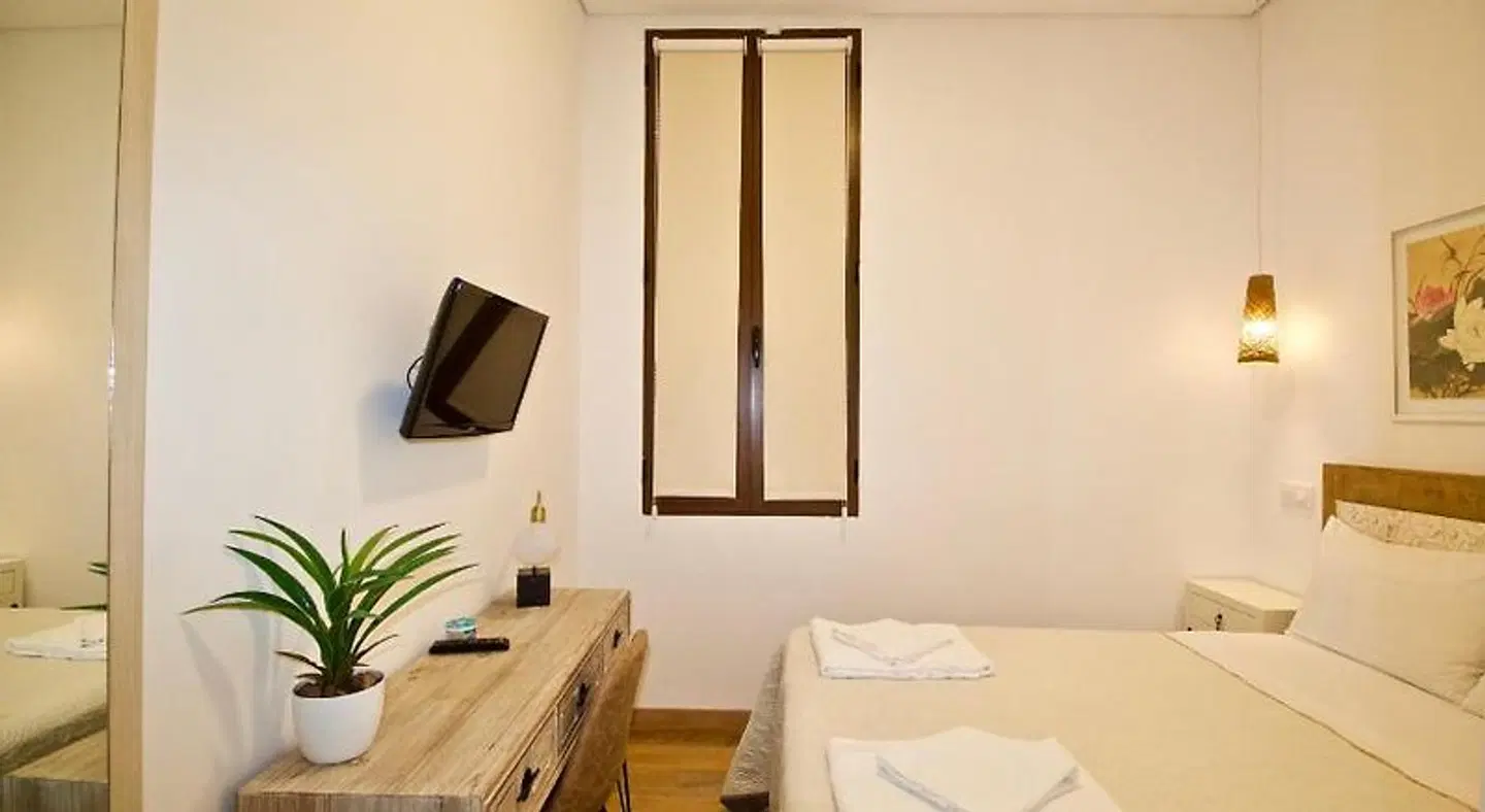 The Bridge Huertas ROOM_EXAMPLE