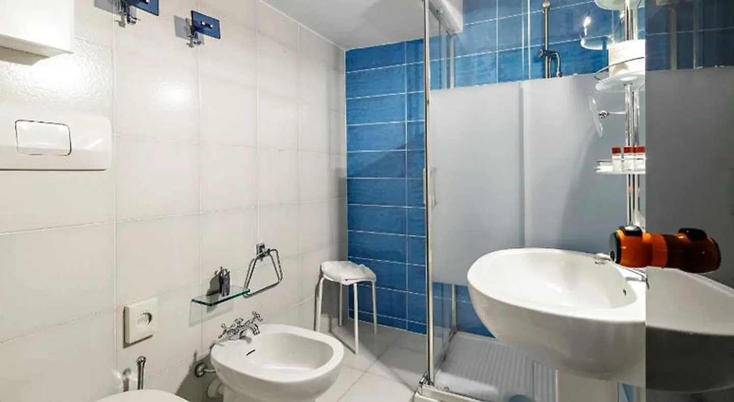Ostello Bello Genova Badezimmer