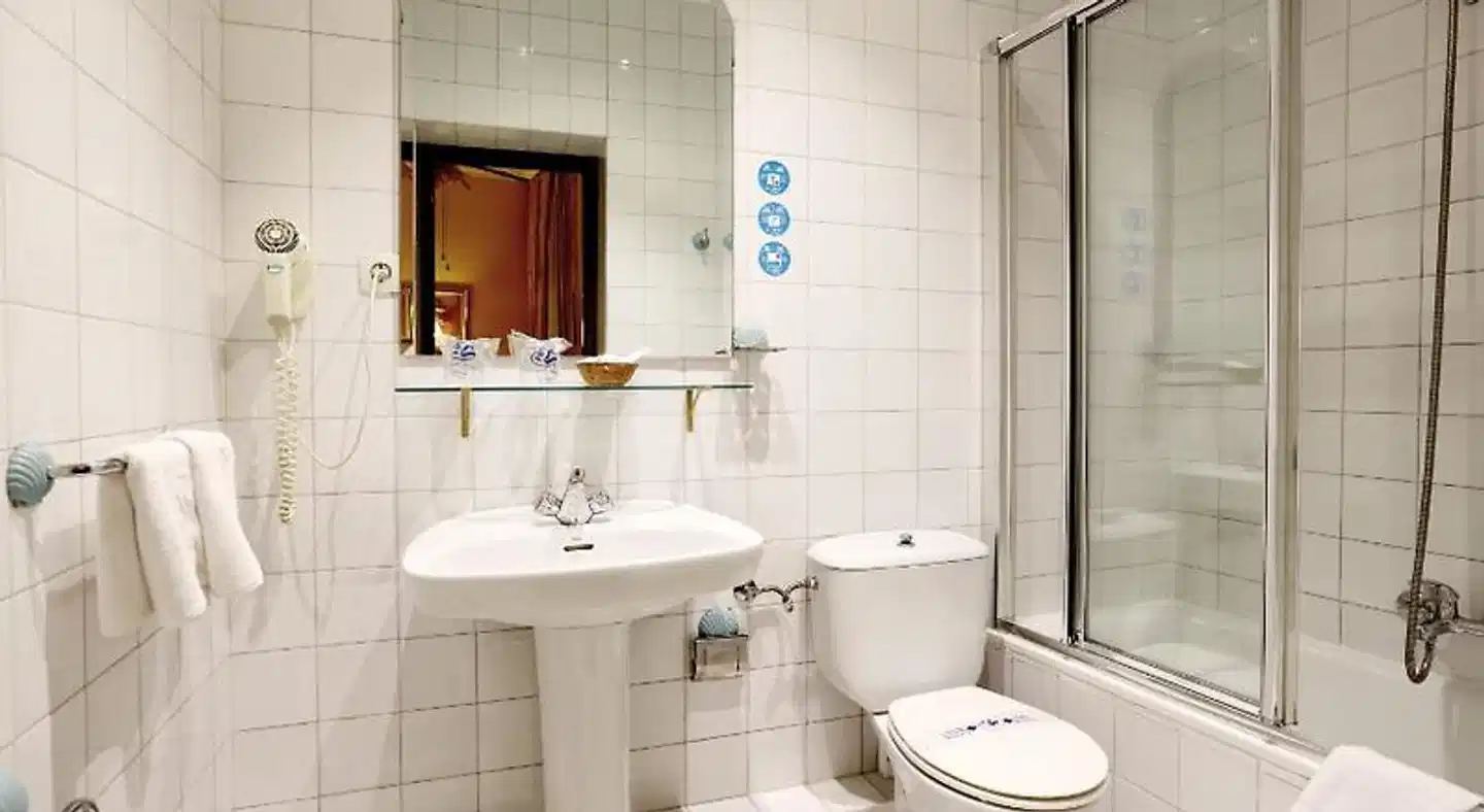 Hostal Macarena Badezimmer