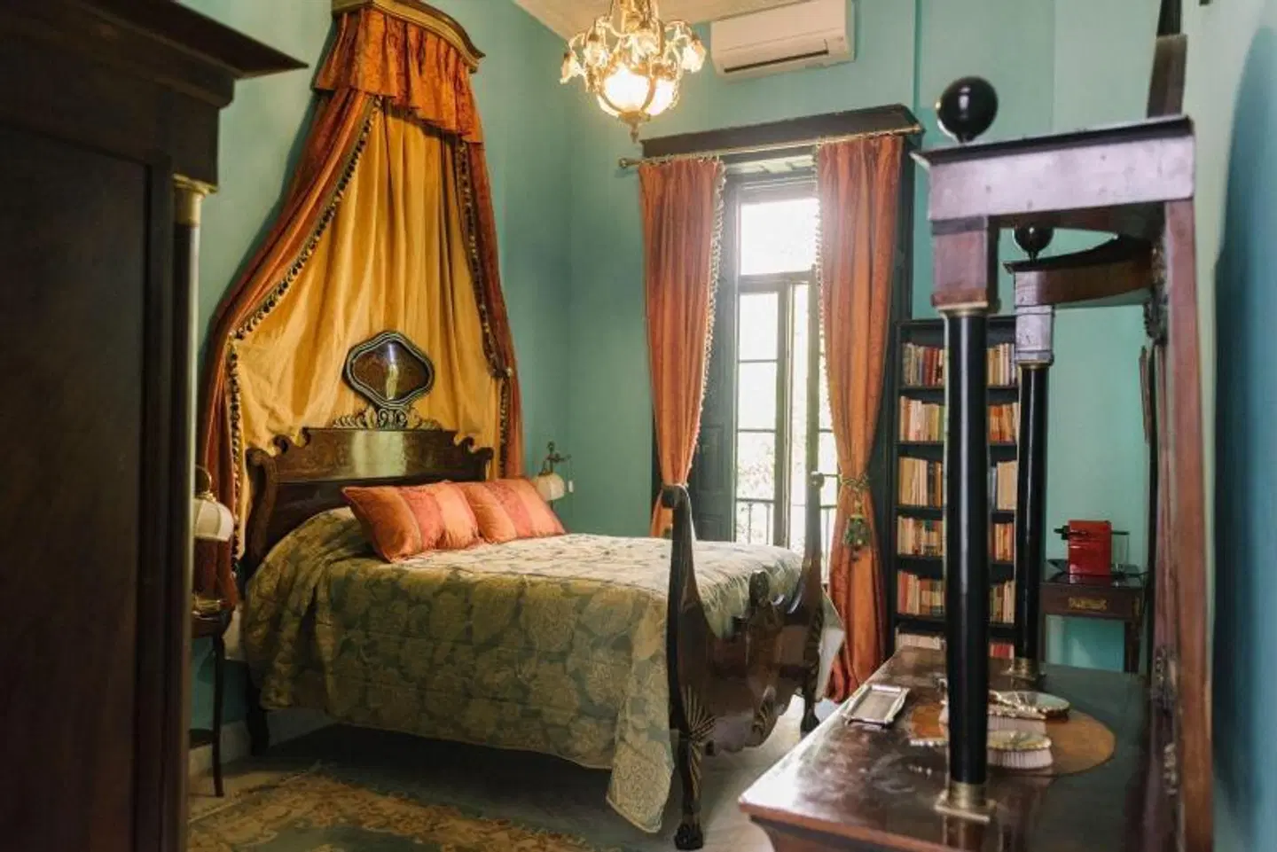 Palacio del Virrey Laserna ROOM_EXAMPLE