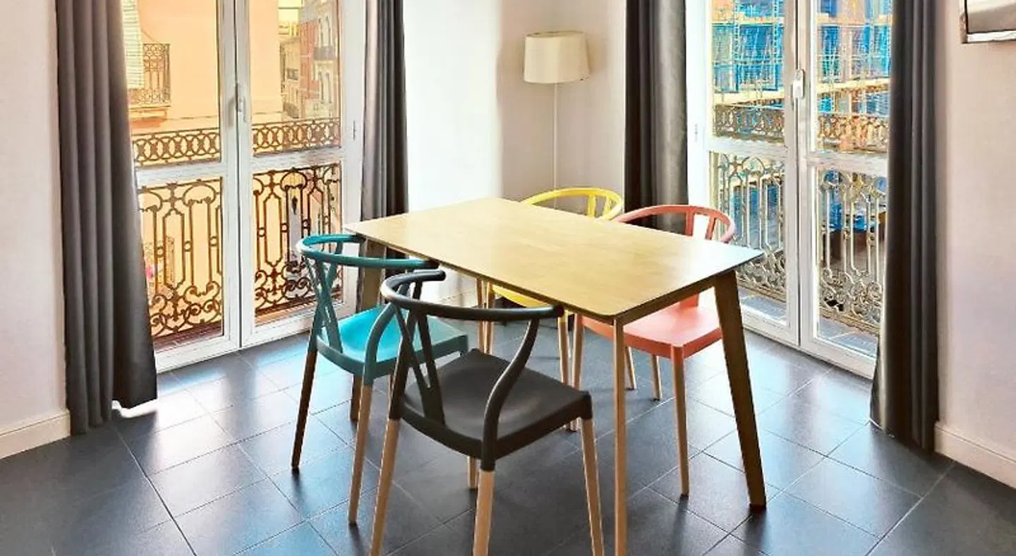 Flats Friends Torres Quart ROOM_EXAMPLE