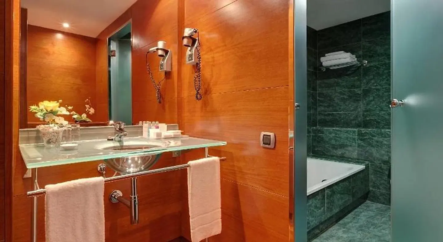 Acevi Villarroel Badezimmer