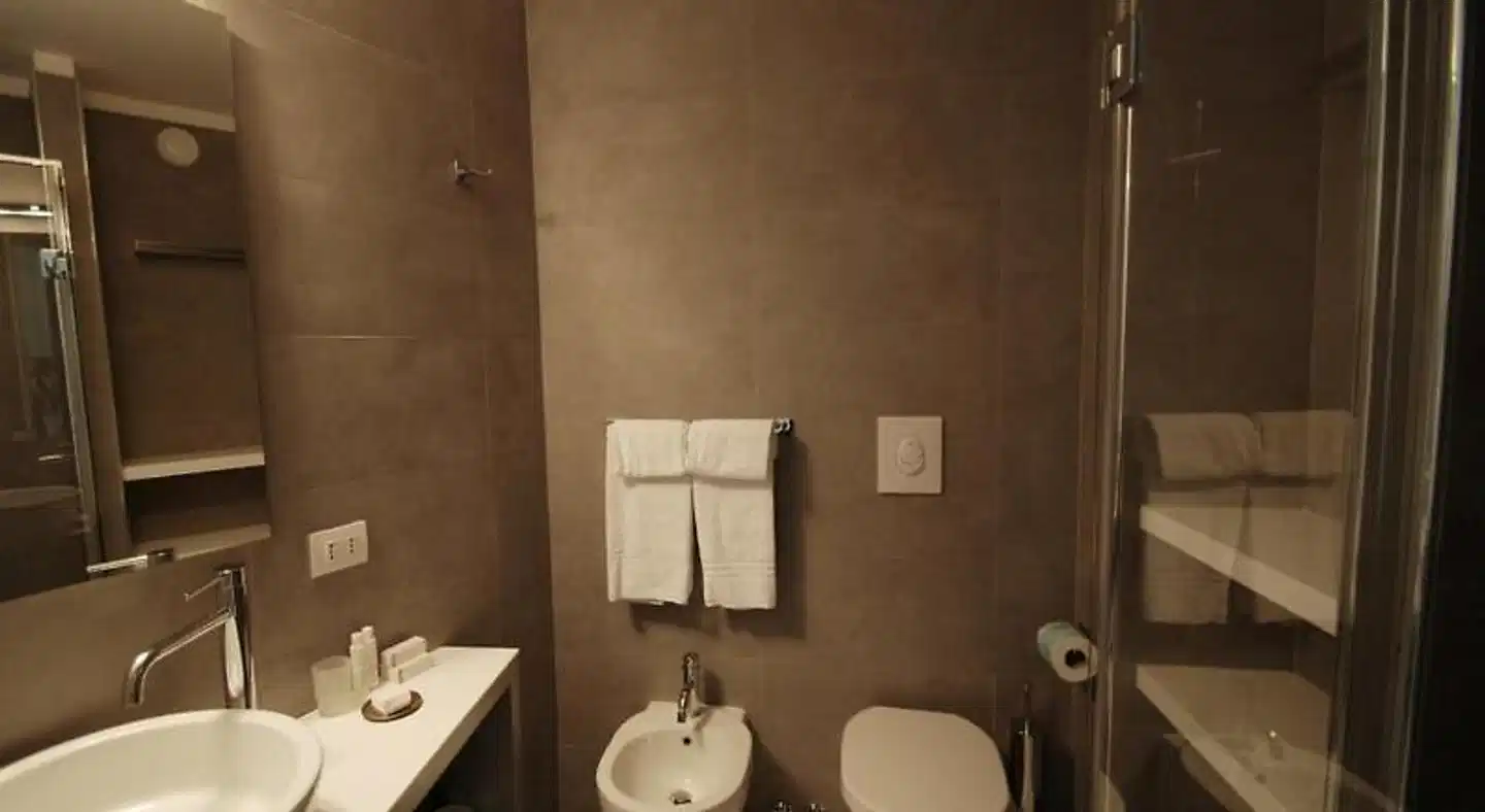 Lungotevere Suite Badezimmer