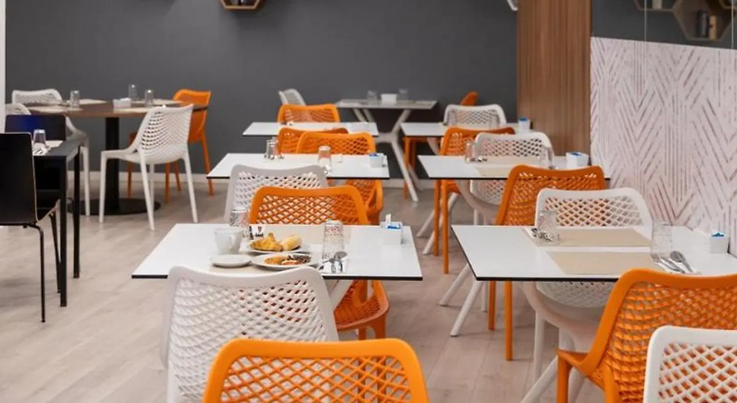 The Icons Hotel Restaurant