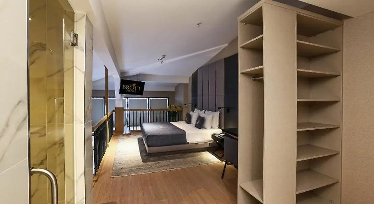 Broyt Suites LOUNGE_LOBBY