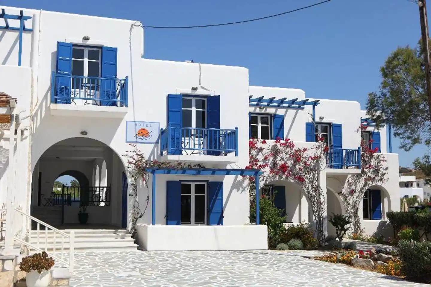 Paros Inn Aussenansicht
