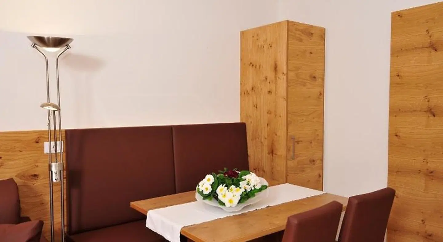 SomVita Suites ROOM_EXAMPLE