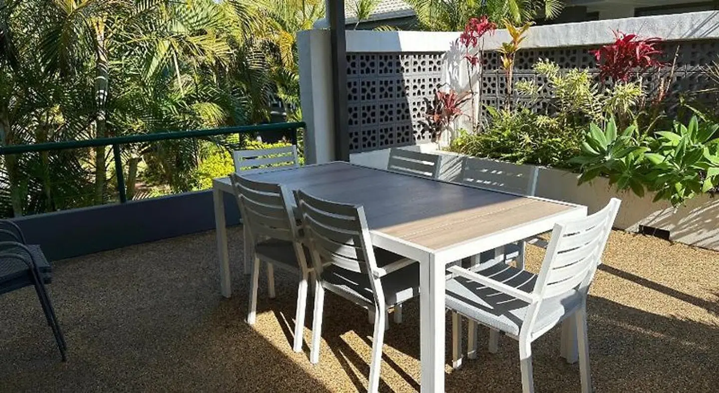 Smugglers On The Beach Terrasse