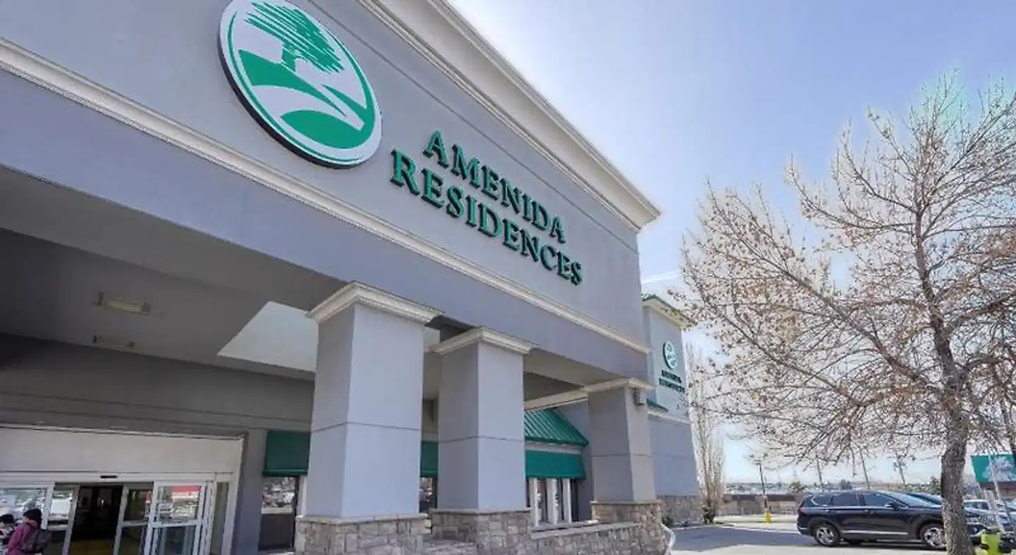 Amenida Residences Calgary Aussenansicht