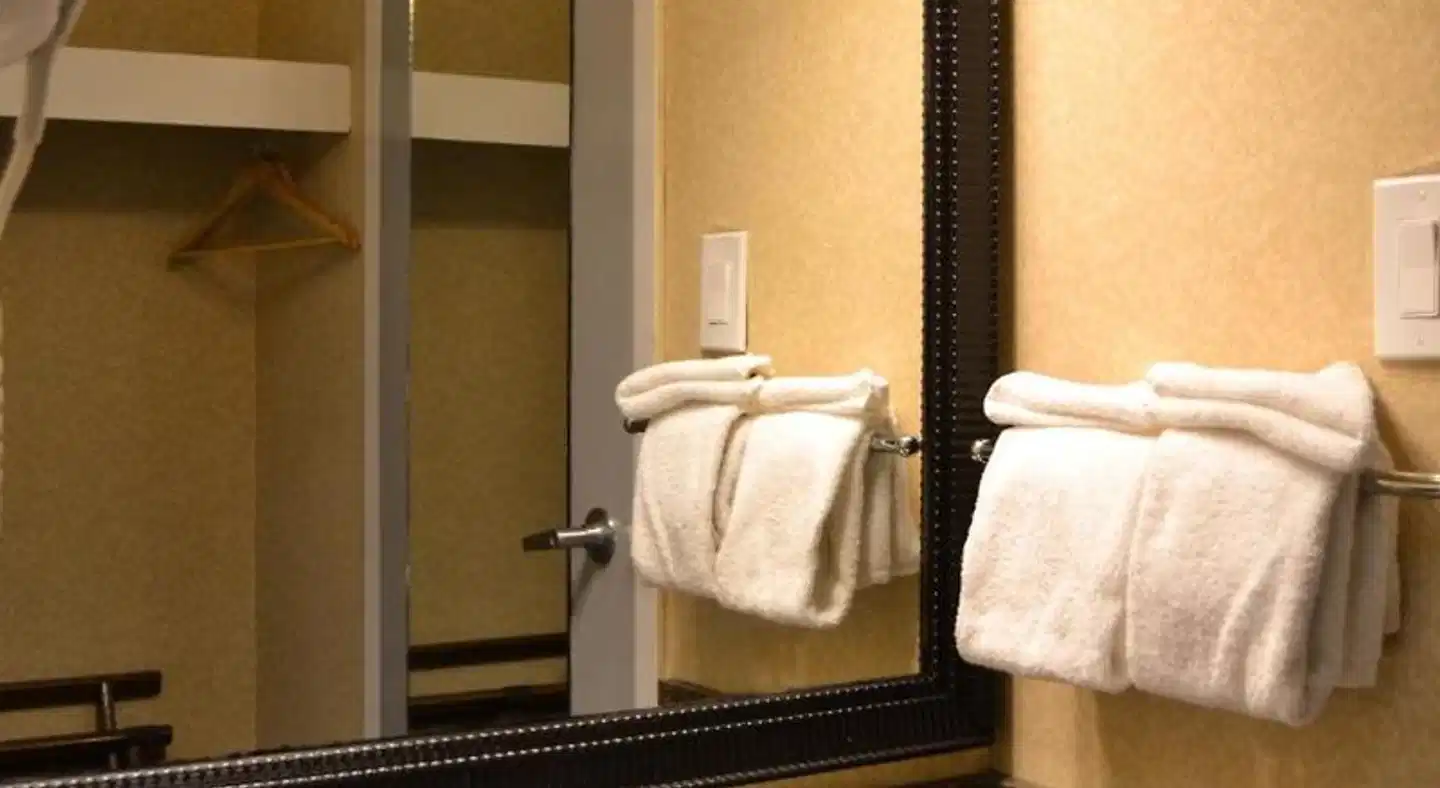 Amenida Residences Calgary Badezimmer