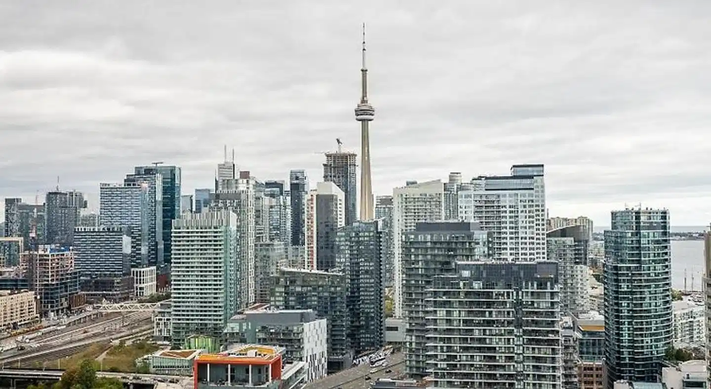 The Neptune I by Rivetstays Terrasse