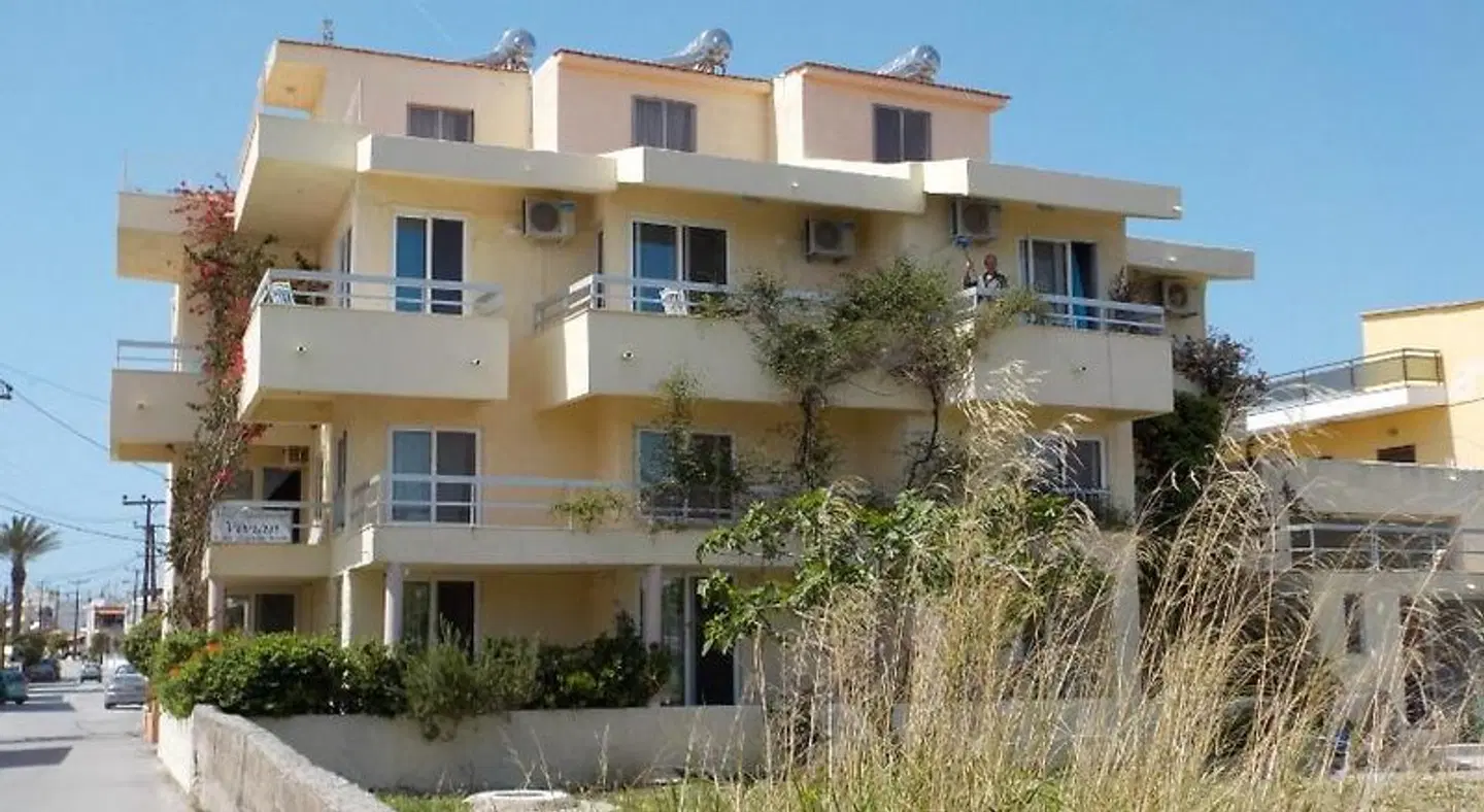 Vivian Studios EXTERIOR