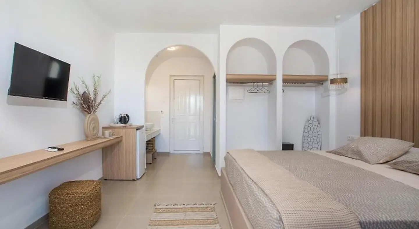 Lisabeth Apartments ROOM_EXAMPLE