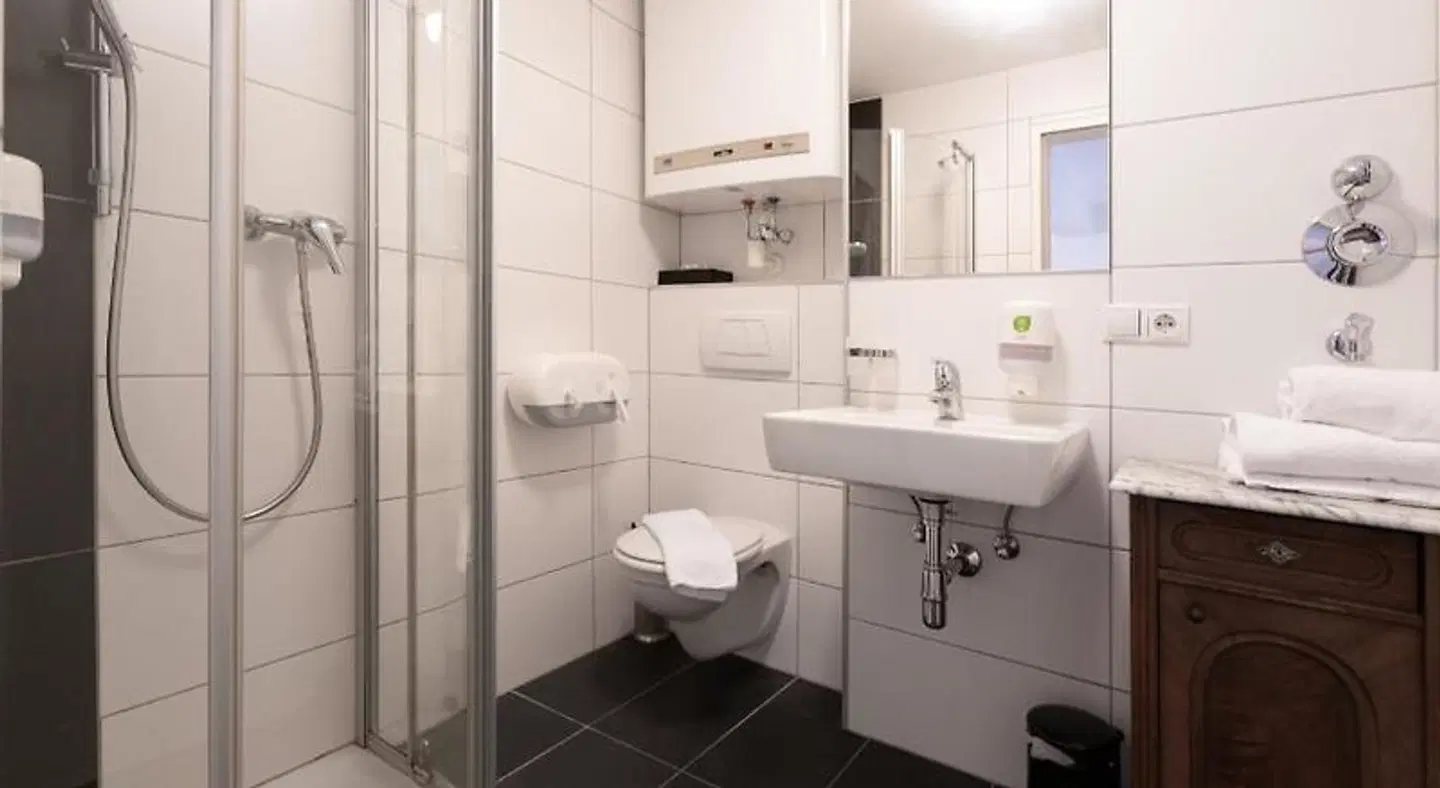 Kaiser Max Suite at the Golden Roof Badezimmer