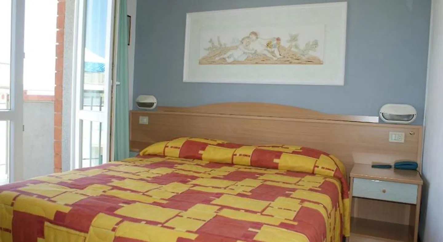 Katia ROOM_EXAMPLE