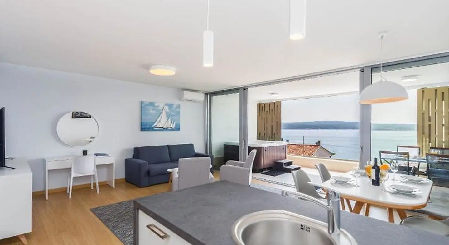 Abalone Apartments HEALTH_BEAUTY