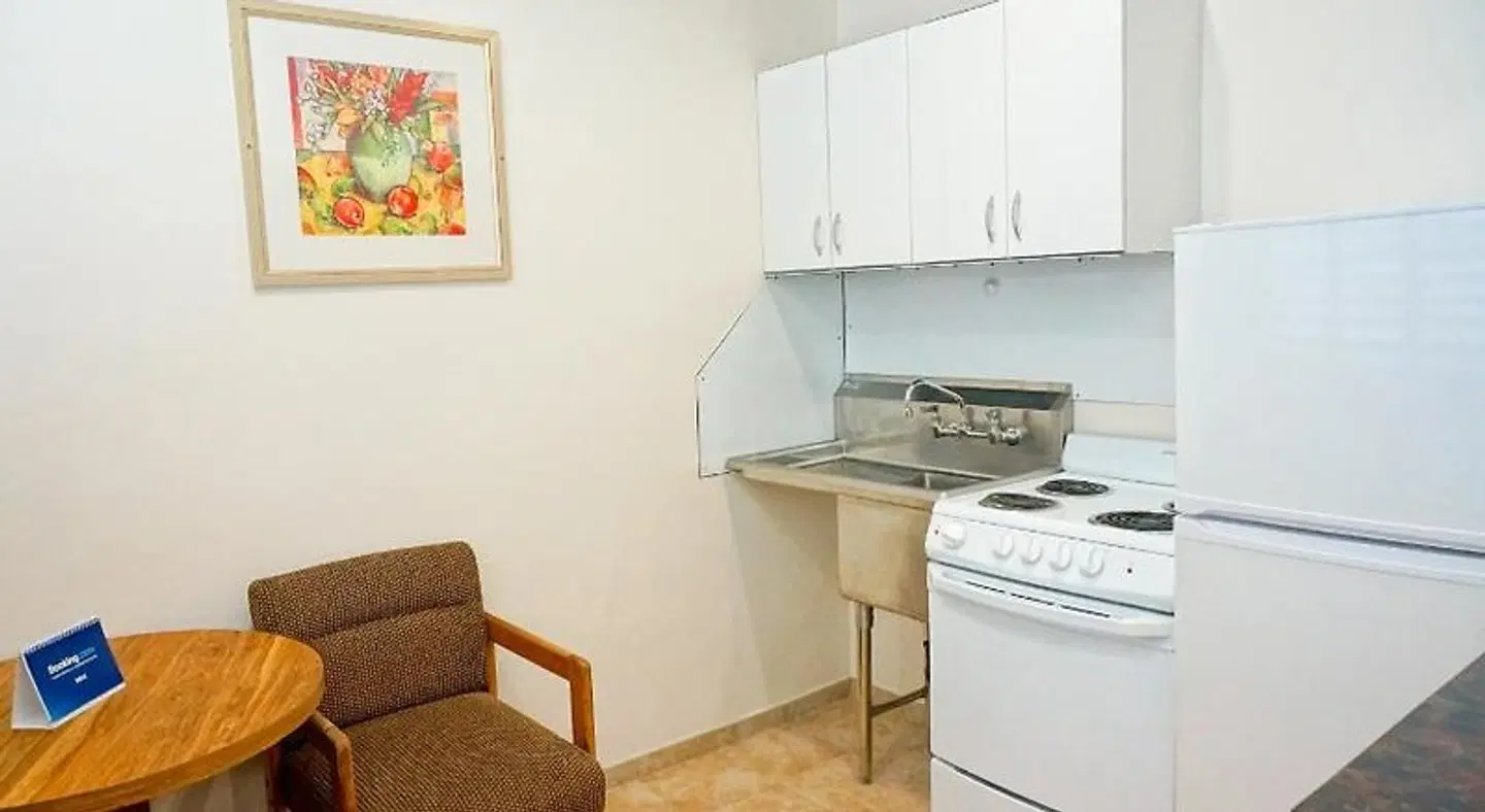 Dunes Inn - Wilshire ROOM_EXAMPLE