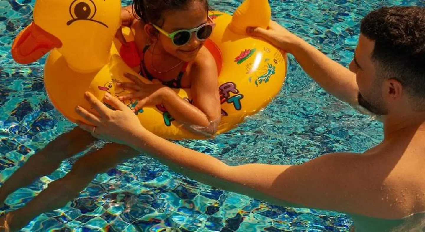 Mövenpick Hotel and Hotel Apartments Ghala Muscat OUTDOOR_POOL