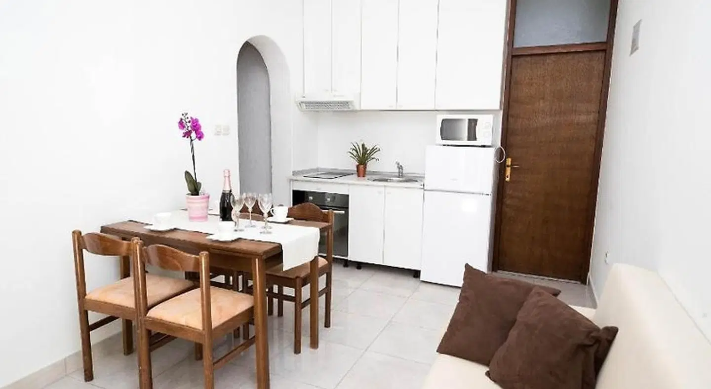 Apartments Bareti' ROOM_EXAMPLE