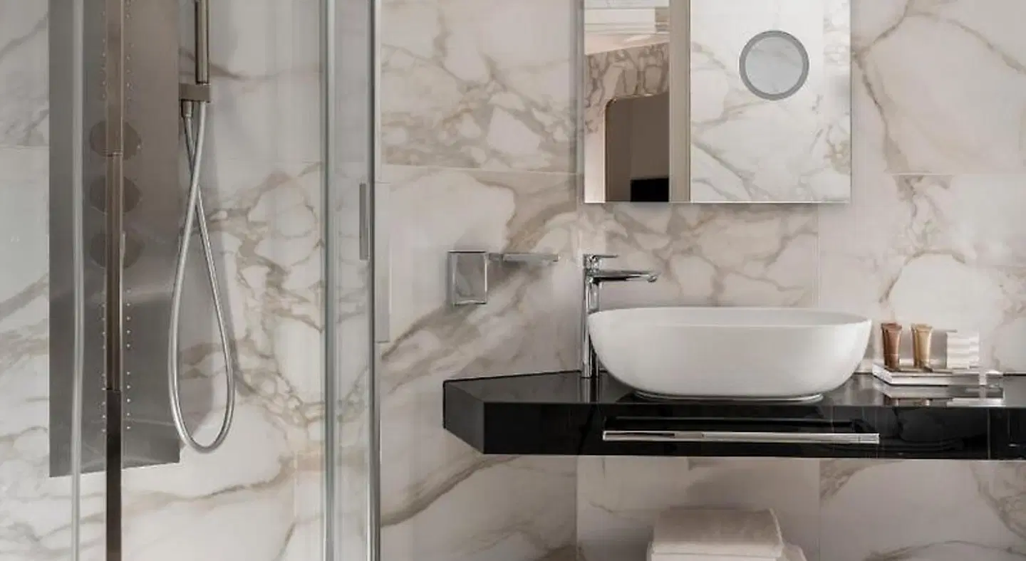 Hotel Ambasciatori Badezimmer