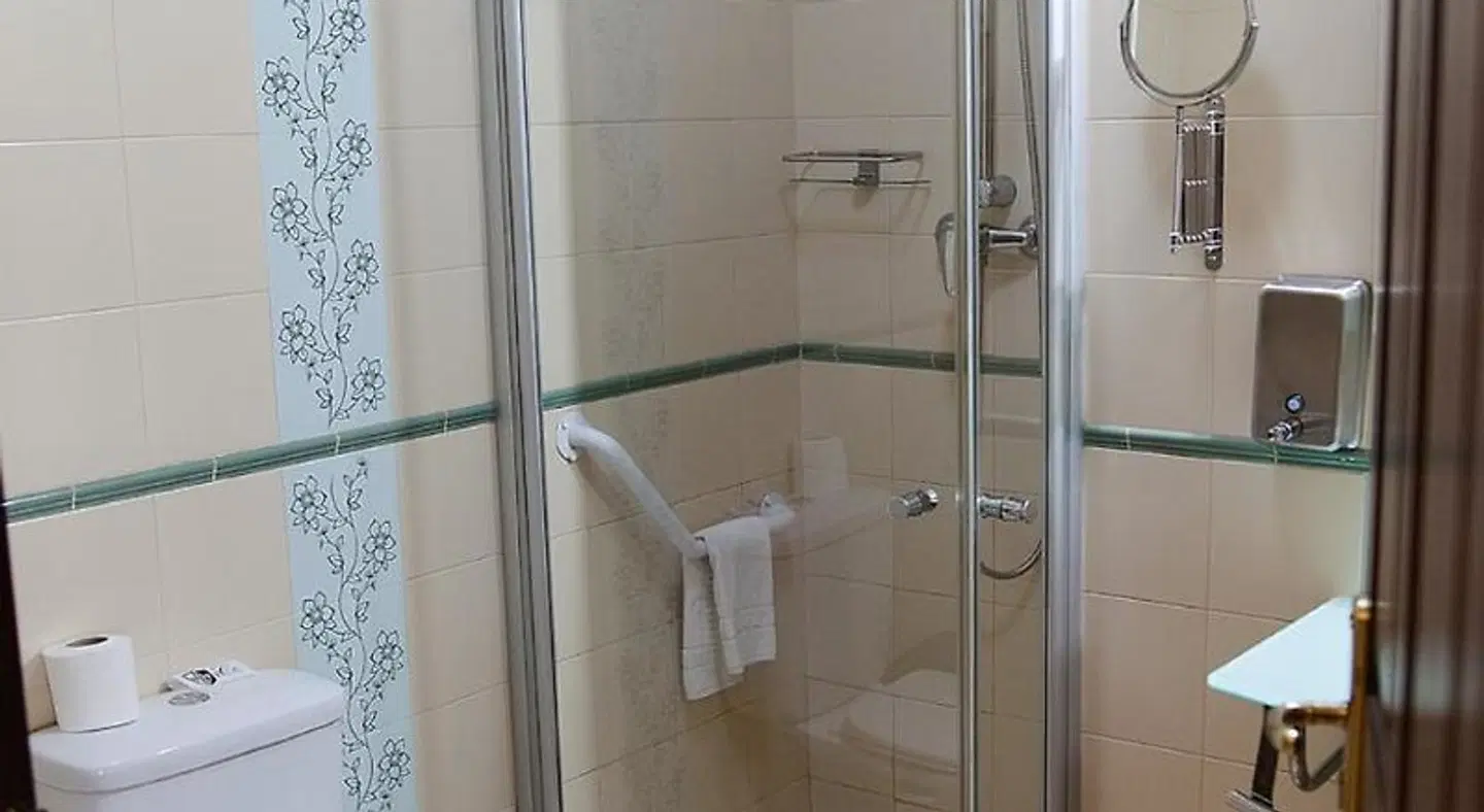 Hotel Boutique Convento Cádiz Badezimmer