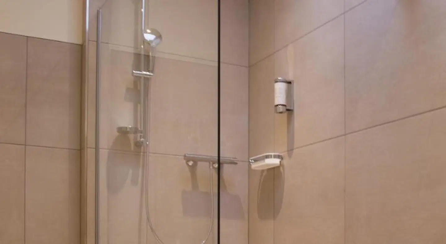 Motel Lohwasser Badezimmer