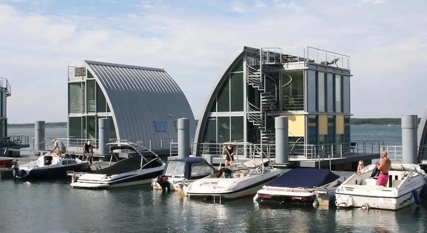 Open-Water-Resort EXTERIOR