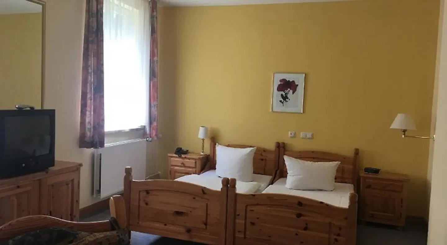 Hotel Fröbelhof ROOM_EXAMPLE