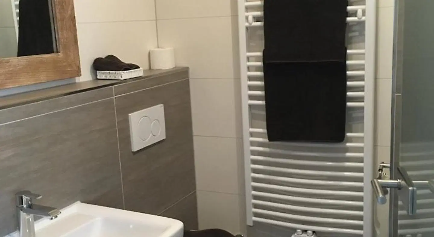 Boardinghouse Alte Bank Badezimmer
