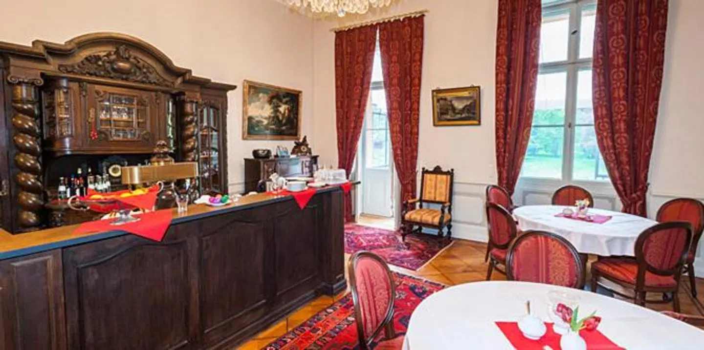 Schlosshotel Rühstädt Garni - Natur & Erholung an der Elbe Bar