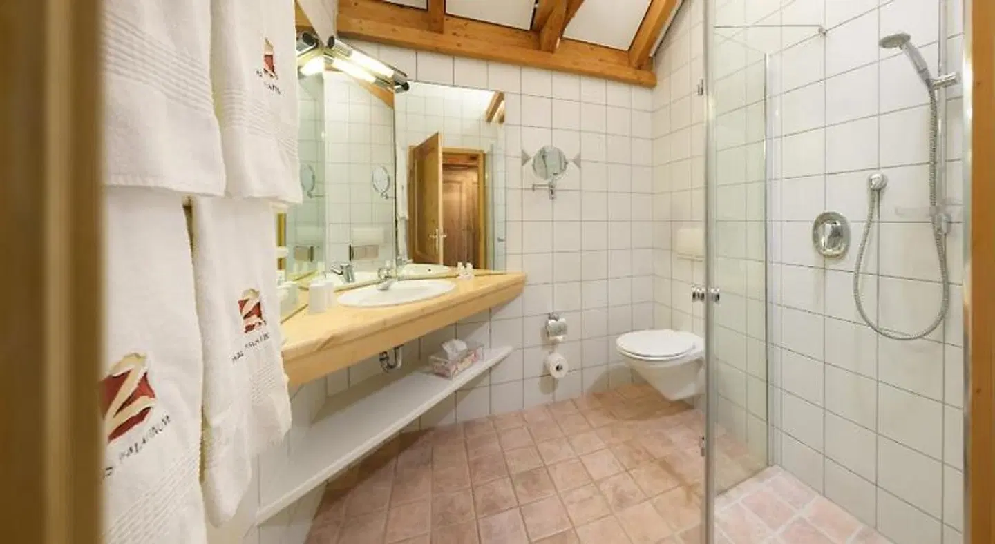 Gästehaus Palatinum Badezimmer