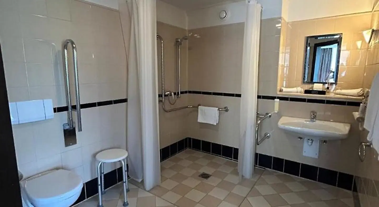 Hotel Weltemühle by MIRIS Dresden Badezimmer