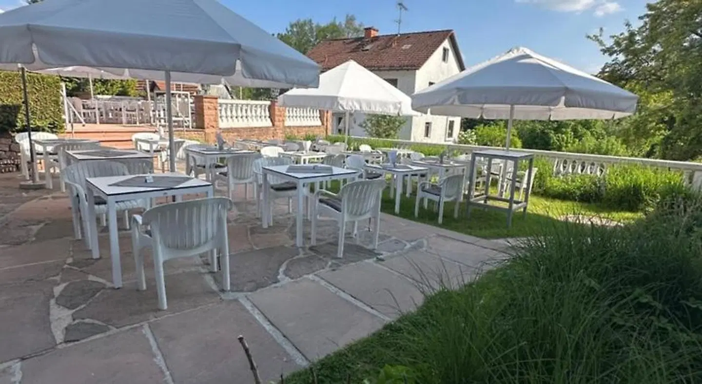 Siegfriedbrunnen Terrasse