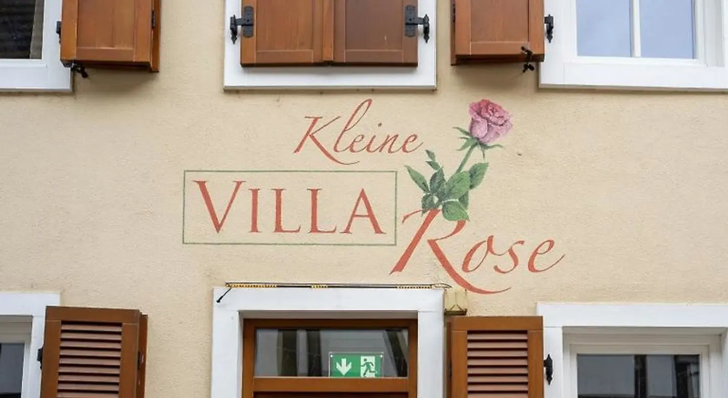 Kleine Villa Rose MODEL_IMPRESSION