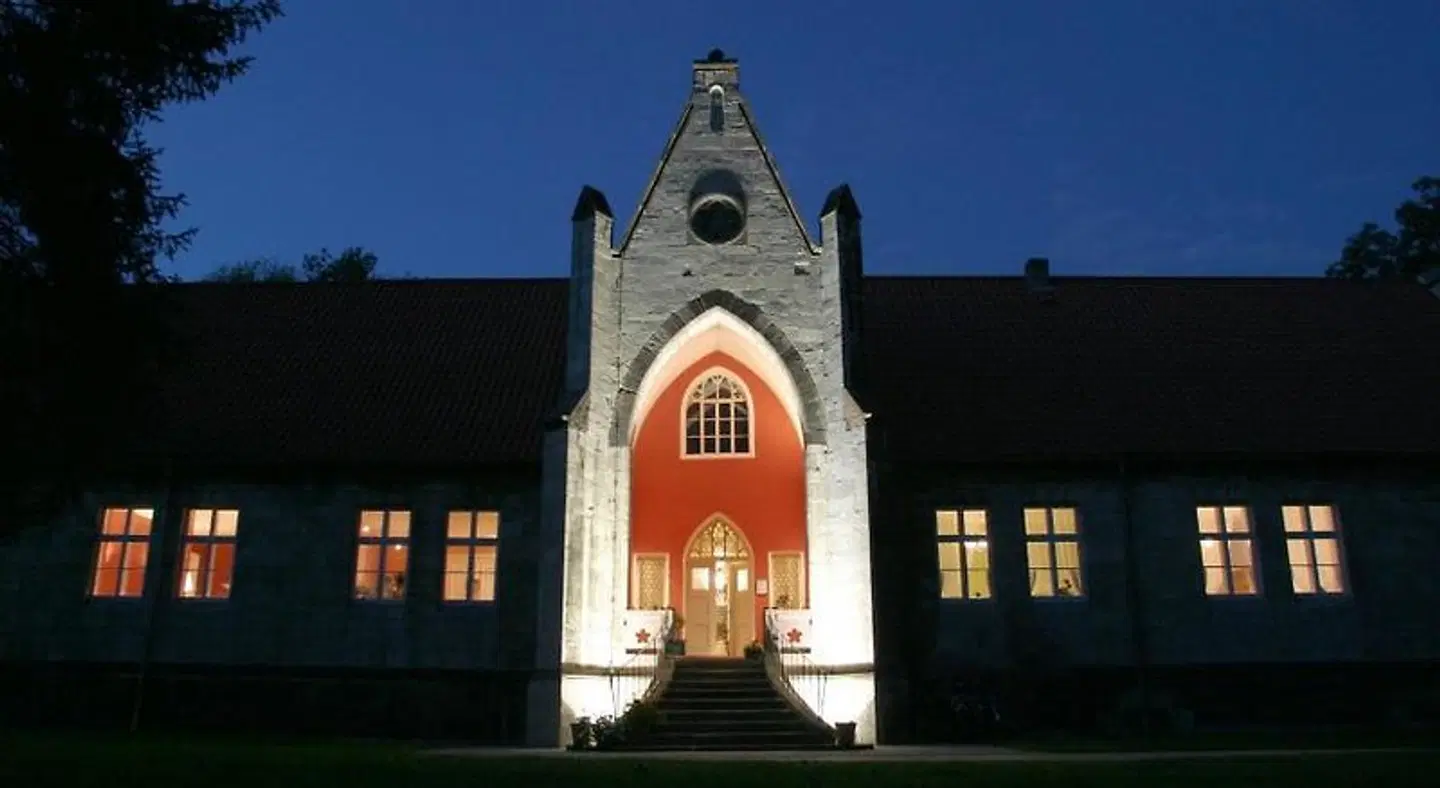 Naumburger Wein & Sekt Manufaktur - Pension 1824 EXTERIOR