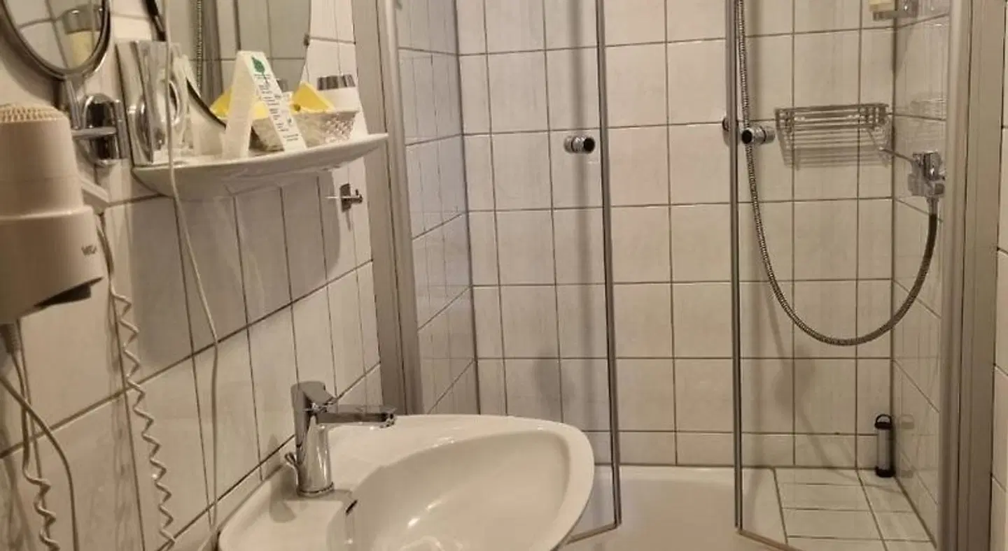 Zur Buche Badezimmer