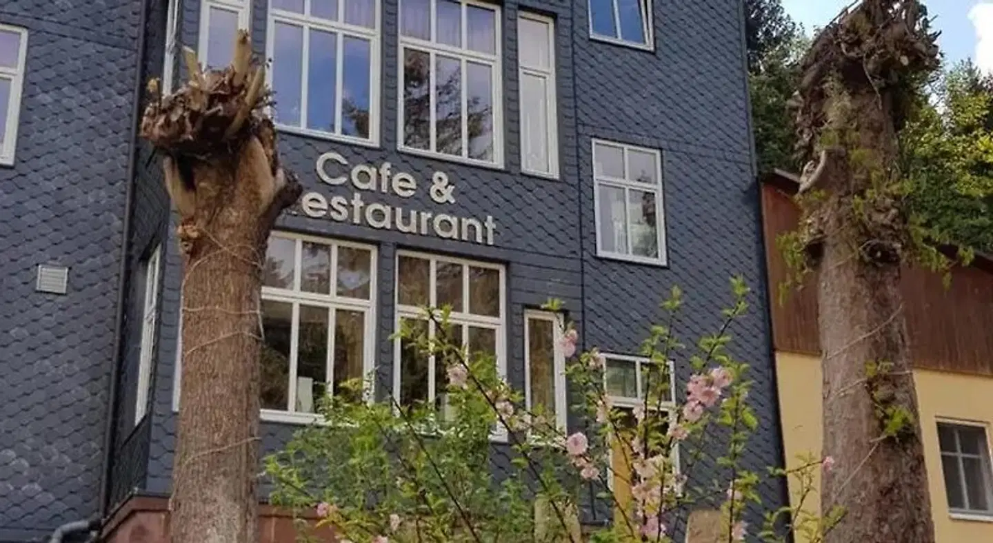 Waldschlößchen EXTERIOR